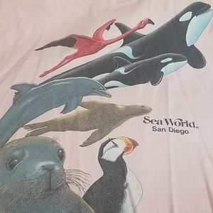 Vintage single stitch Sea World Graphic Tee shirt